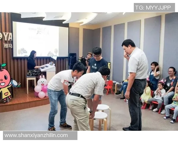 足球明星与大熊猫的奇妙邂逅展现了自然与运动的完美结合