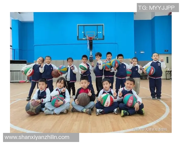 家庭篮球小明星的成长之路与亲子互动的完美结合